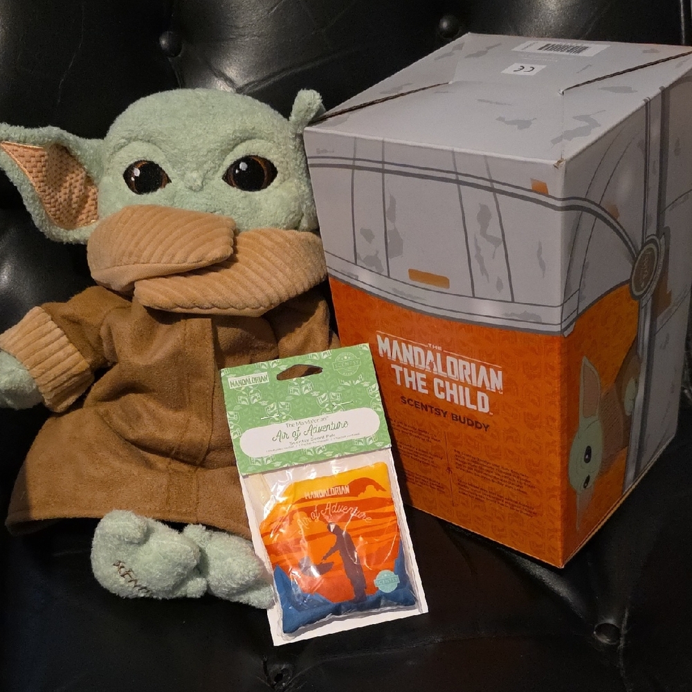 Scentsy "The Child" Grogu Scent Buddy with Box & Scent Packet